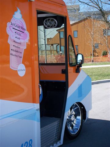 Way Cool Smoothies Truck (15).JPG